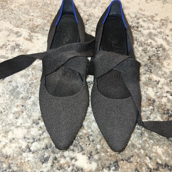 ROTHY'S Pointed Toe Bow Mary Jane Ballet Flats Black Size 6.5 Retired - Picture 1 of 6